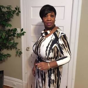 Meet your Posher, Denise